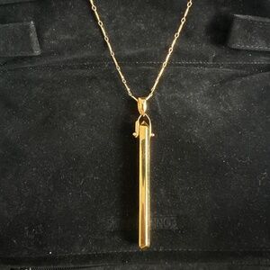 Stella & Dot Pendant Necklace